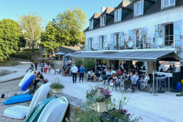 Le Café du Port, restaurant avec terrasse, Sainte-Marine - Finistère Sud