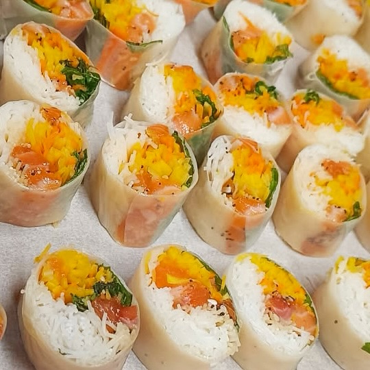 Miracle gourmand du jour : la multiplication des rouleaux de Printemps, au Café du port. 🙏🏼